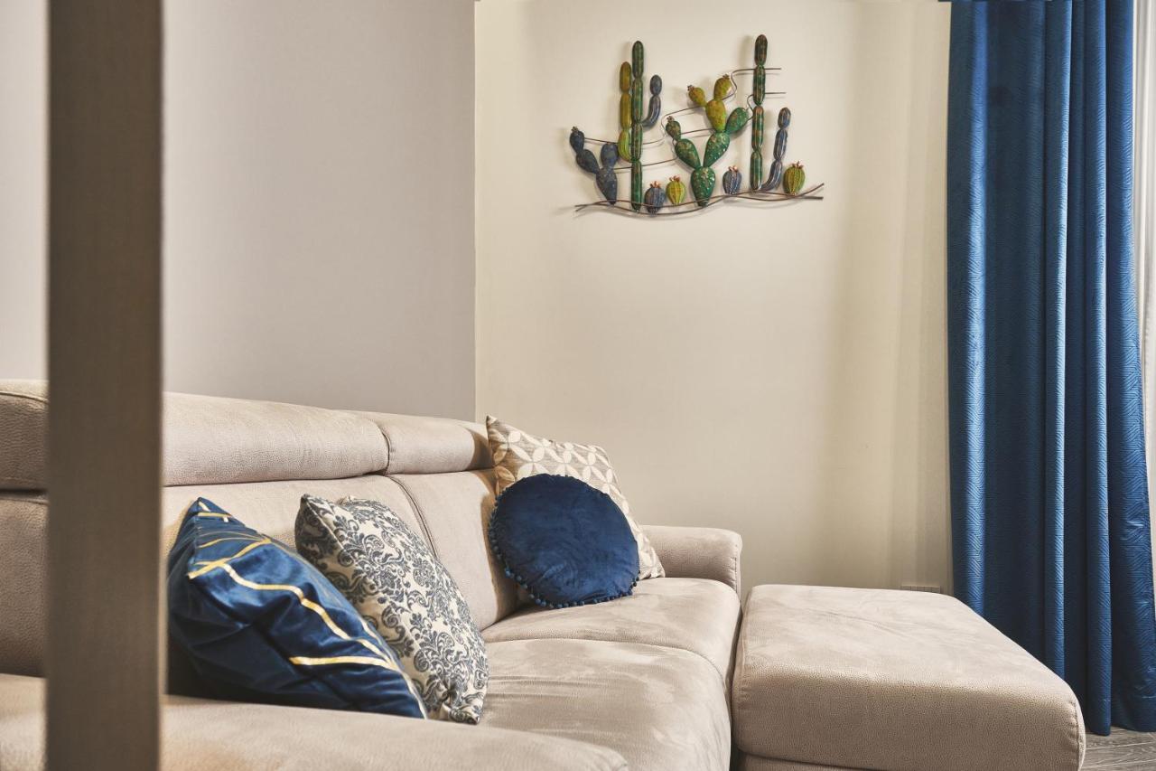 Miche Luxury Home - Appartamento Vista Mare A Trani Εξωτερικό φωτογραφία